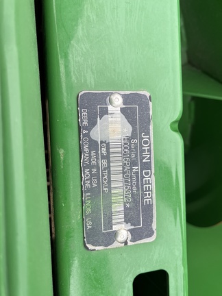 Used 2015 John Deere S680 Combines at Horizon Ag & Turf in Falher, AB - Photo7