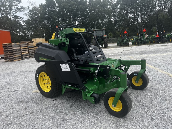 2025 John Deere Q820M-8