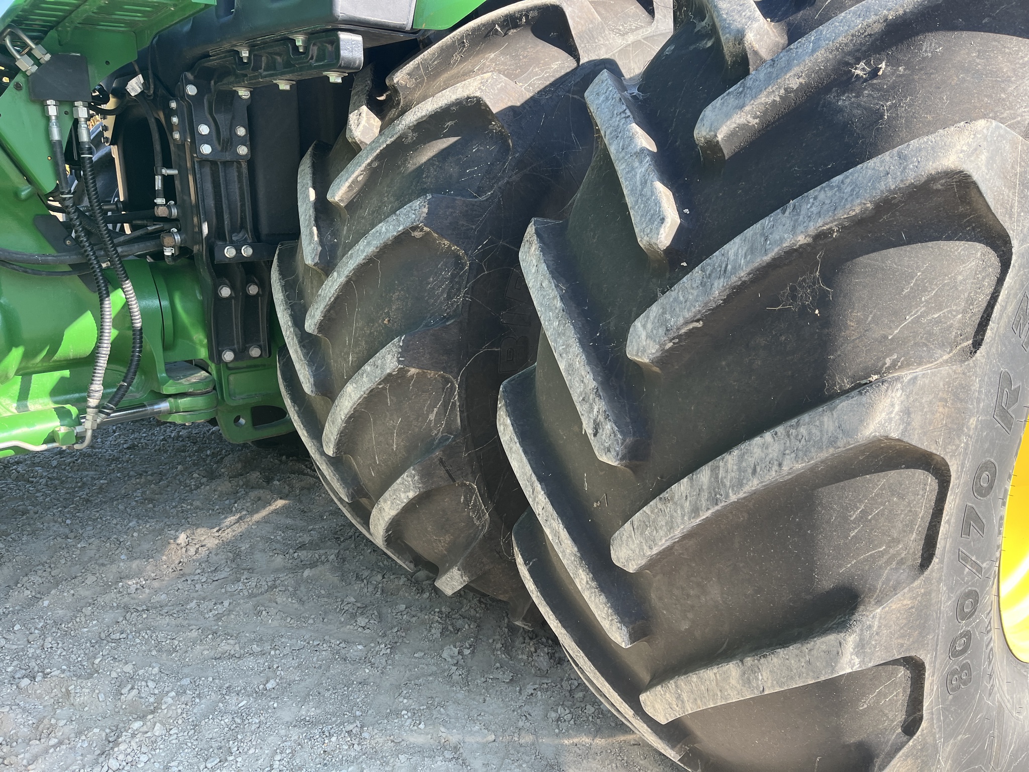  2017 John Deere 9620R at Heritage Tractor in Kewanee, IL