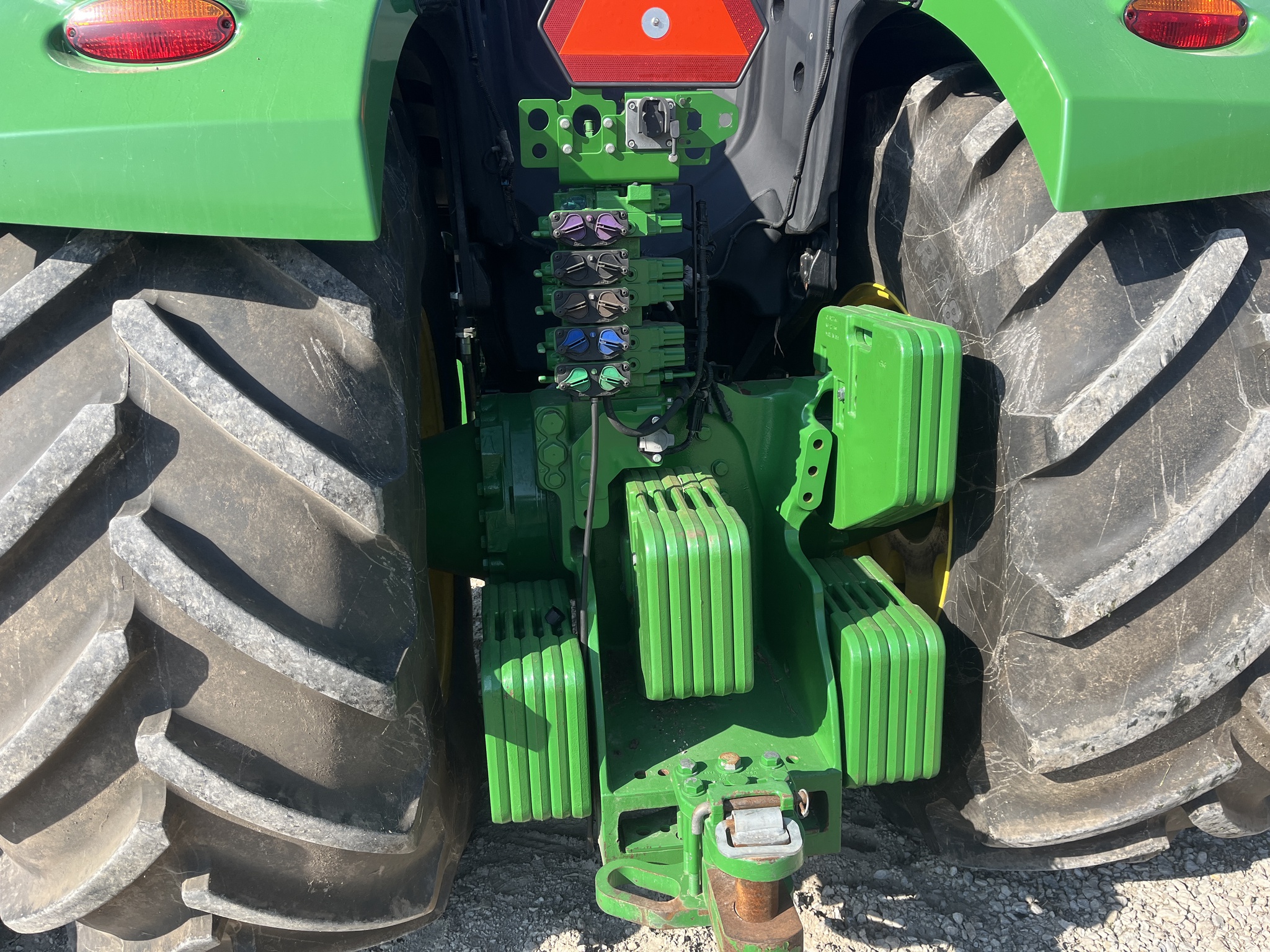  2017 John Deere 9620R at Heritage Tractor in Kewanee, IL