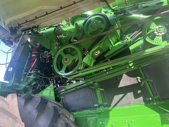 Used 2024 John Deere X9 1100 Combines at Horizon Ag & Turf in High Prairie, AB - Photo25