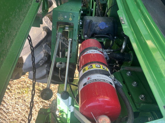 Used 2024 John Deere X9 1100 Combines at Horizon Ag & Turf in High Prairie, AB - Photo33