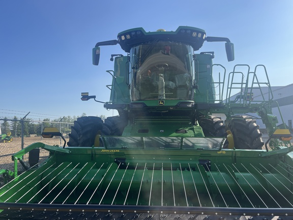 Used 2024 John Deere X9 1100 Combines at Horizon Ag & Turf in High Prairie, AB - Photo8