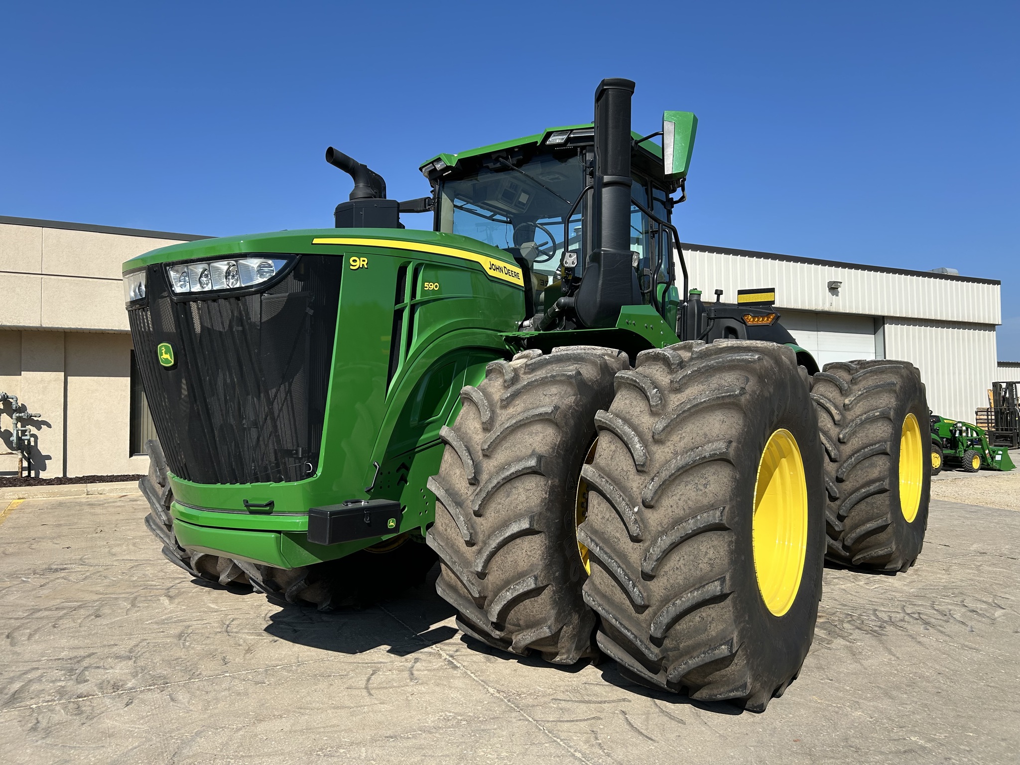  2024 John Deere 9R 590 at Heritage Tractor in Rockport, IL