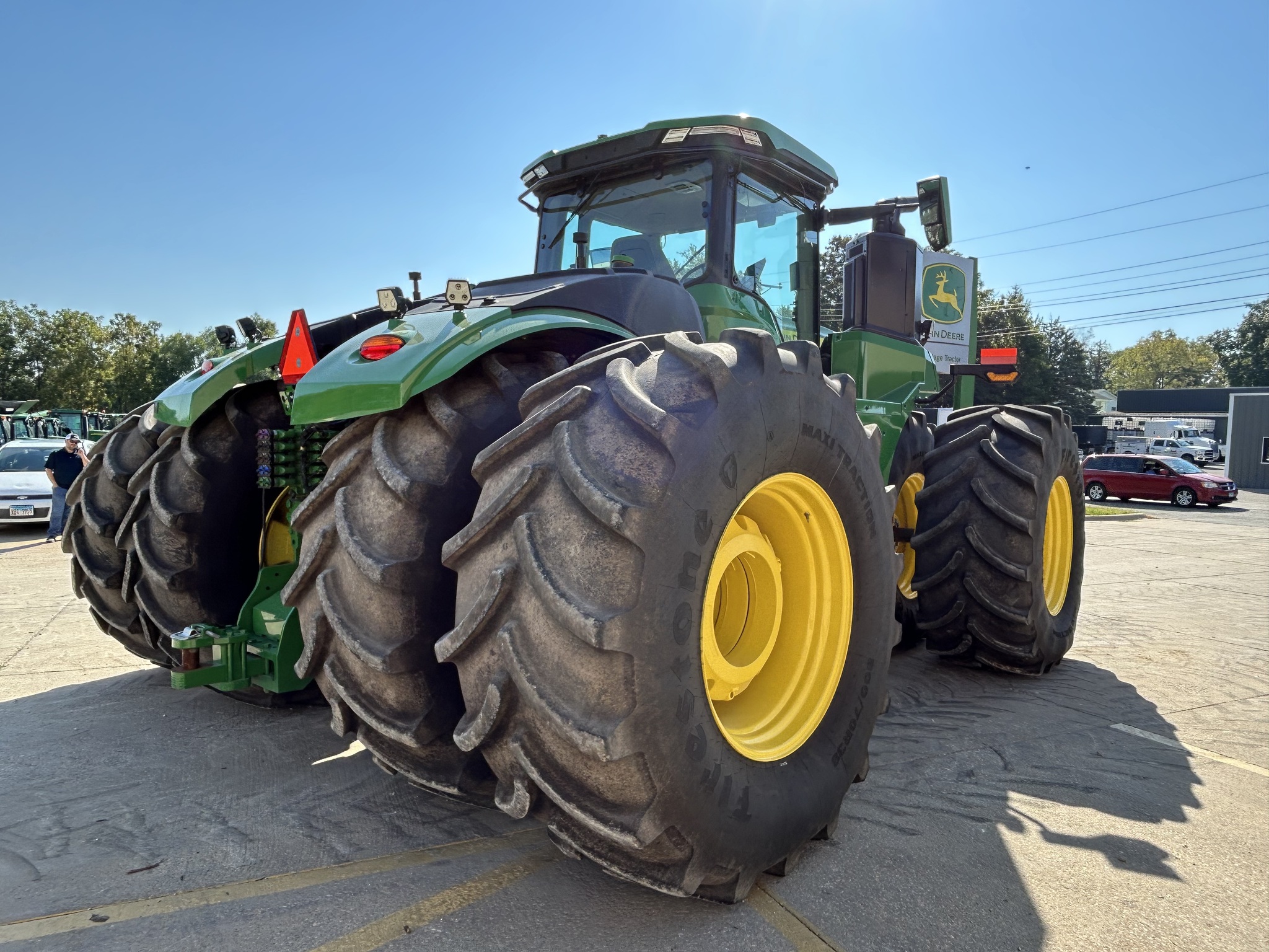  2024 John Deere 9R 590 at Heritage Tractor in Rockport, IL