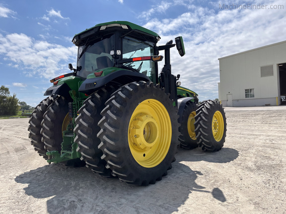 2024 John Deere 8R 250 - Photo5