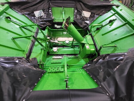 Used 2019 John Deere S790 Combines at Horizon Ag & Turf in Lloydminster, AB - Photo14