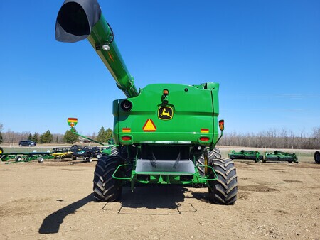 Used 2019 John Deere S790 Combines at Horizon Ag & Turf in Lloydminster, AB - Photo7