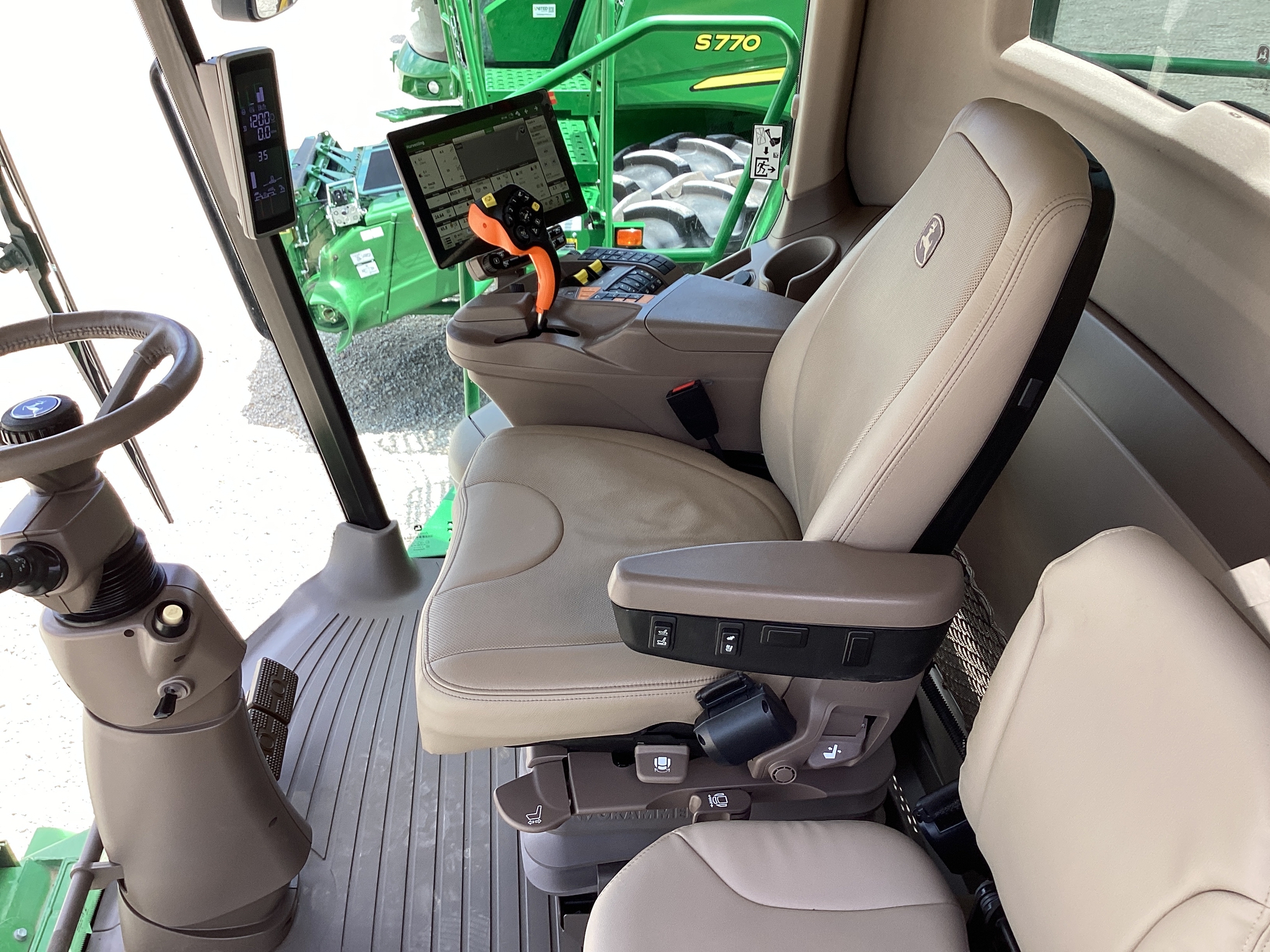 2024 John Deere S770 Image 6