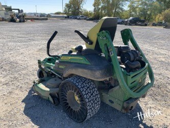 Photo of 2023 John Deere Z930M