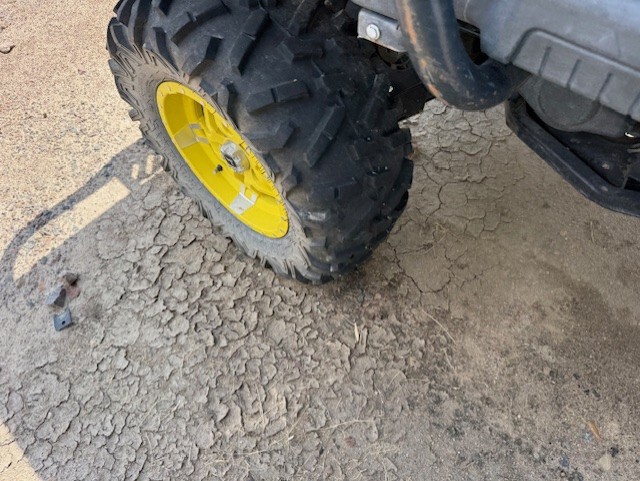 2013 John Deere XUV 825I GREEN Image 6