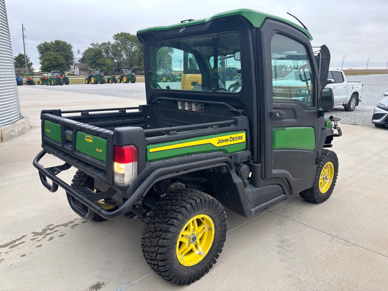  2023 John Deere XUV 835R at Heritage Tractor in Dixon, IL