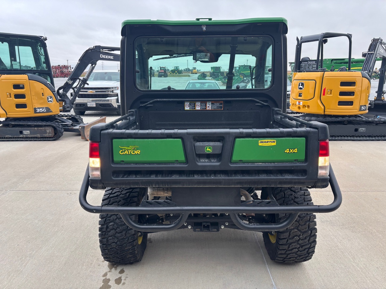  2023 John Deere XUV 835R at Heritage Tractor in Dixon, IL