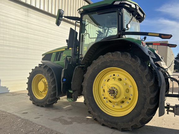 2023 John Deere 7R 230 (3rd thumbnail)