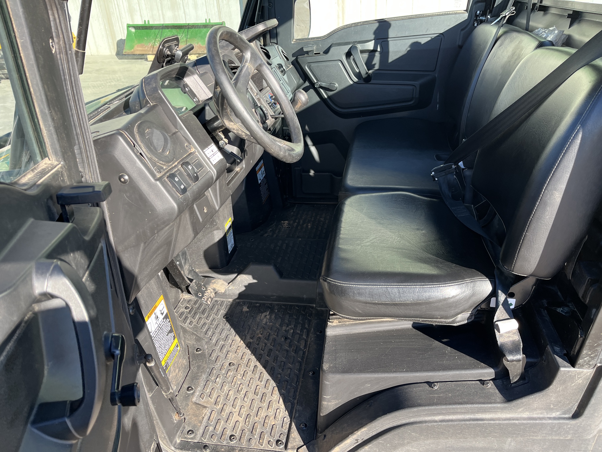  2023 John Deere XUV 835M at Heritage Tractor in Rogersville, MO
