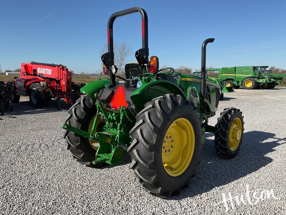 Photo of 2024 John Deere 5050E