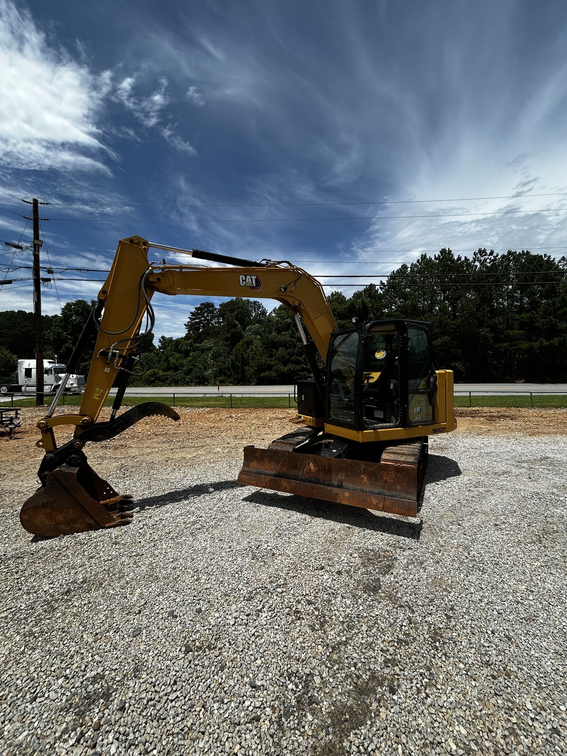 2022 Caterpillar 307.5 Image 1