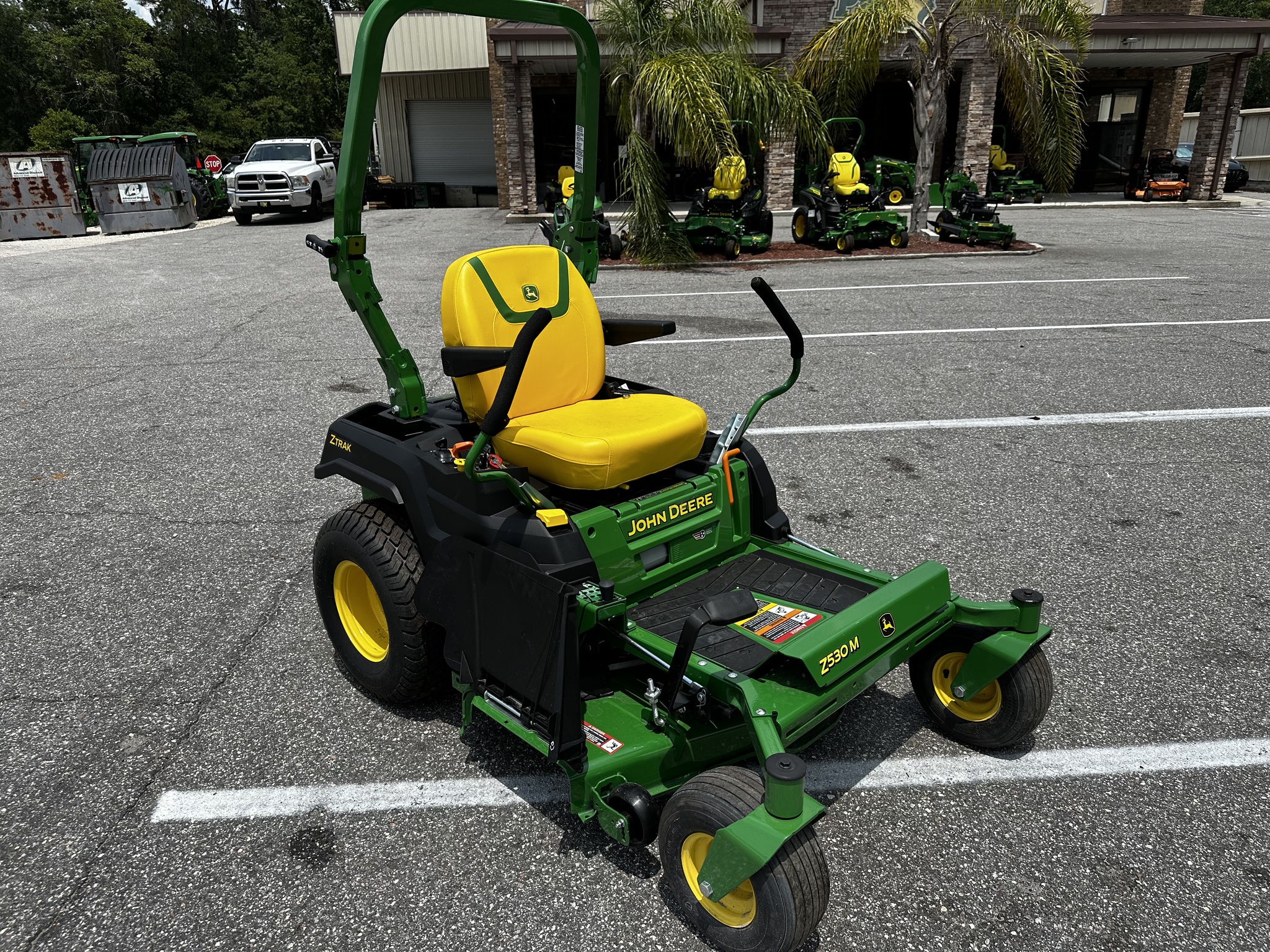 2025 John Deere Z530M Image 3
