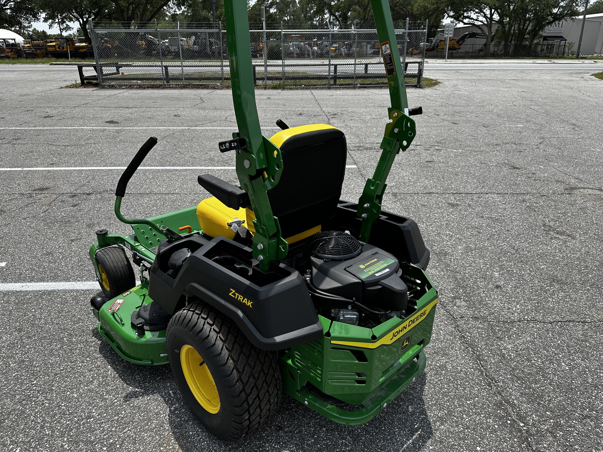 2025 John Deere Z530M Image 5