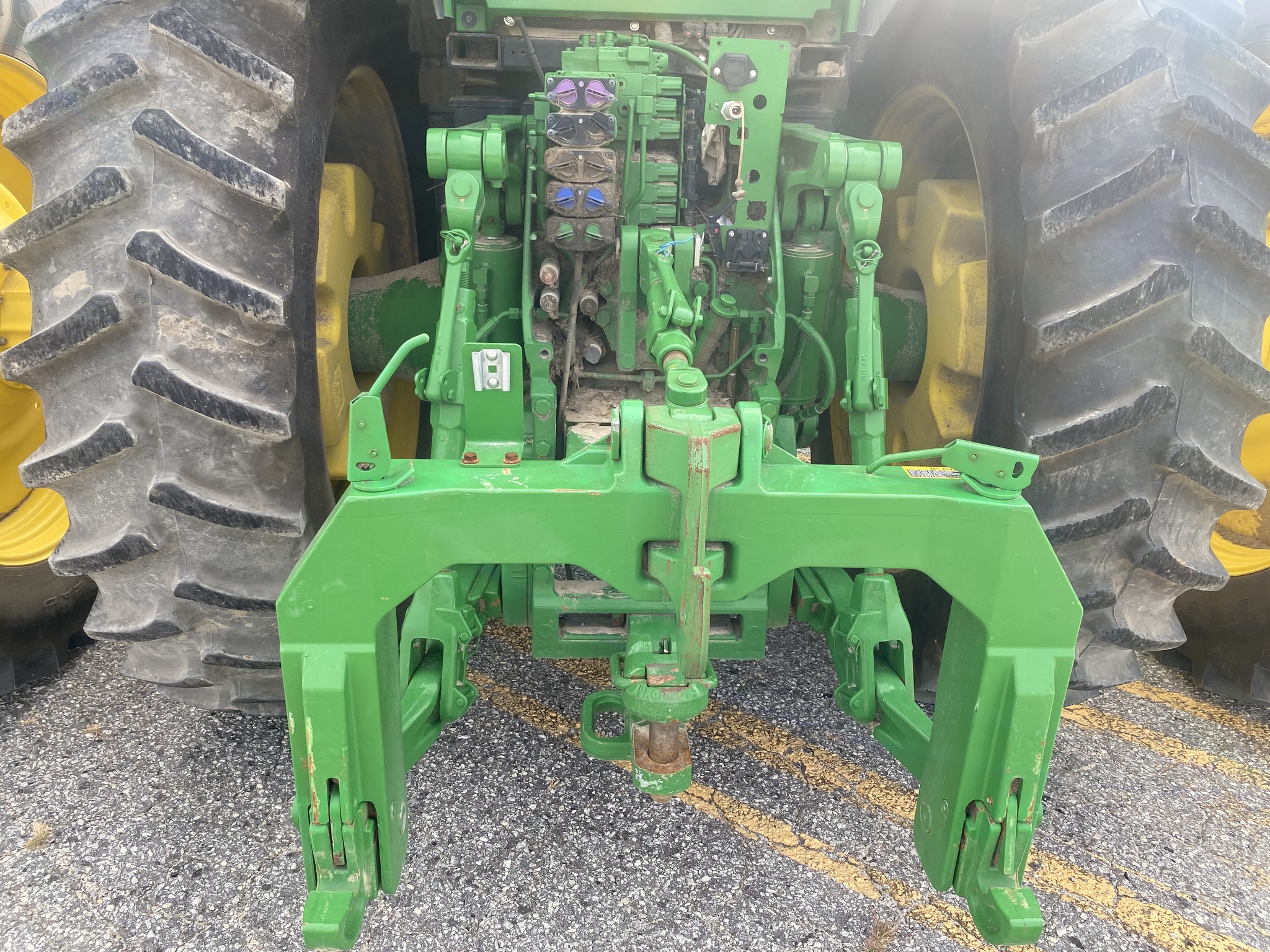 2023 John Deere 8R 340 Image 6