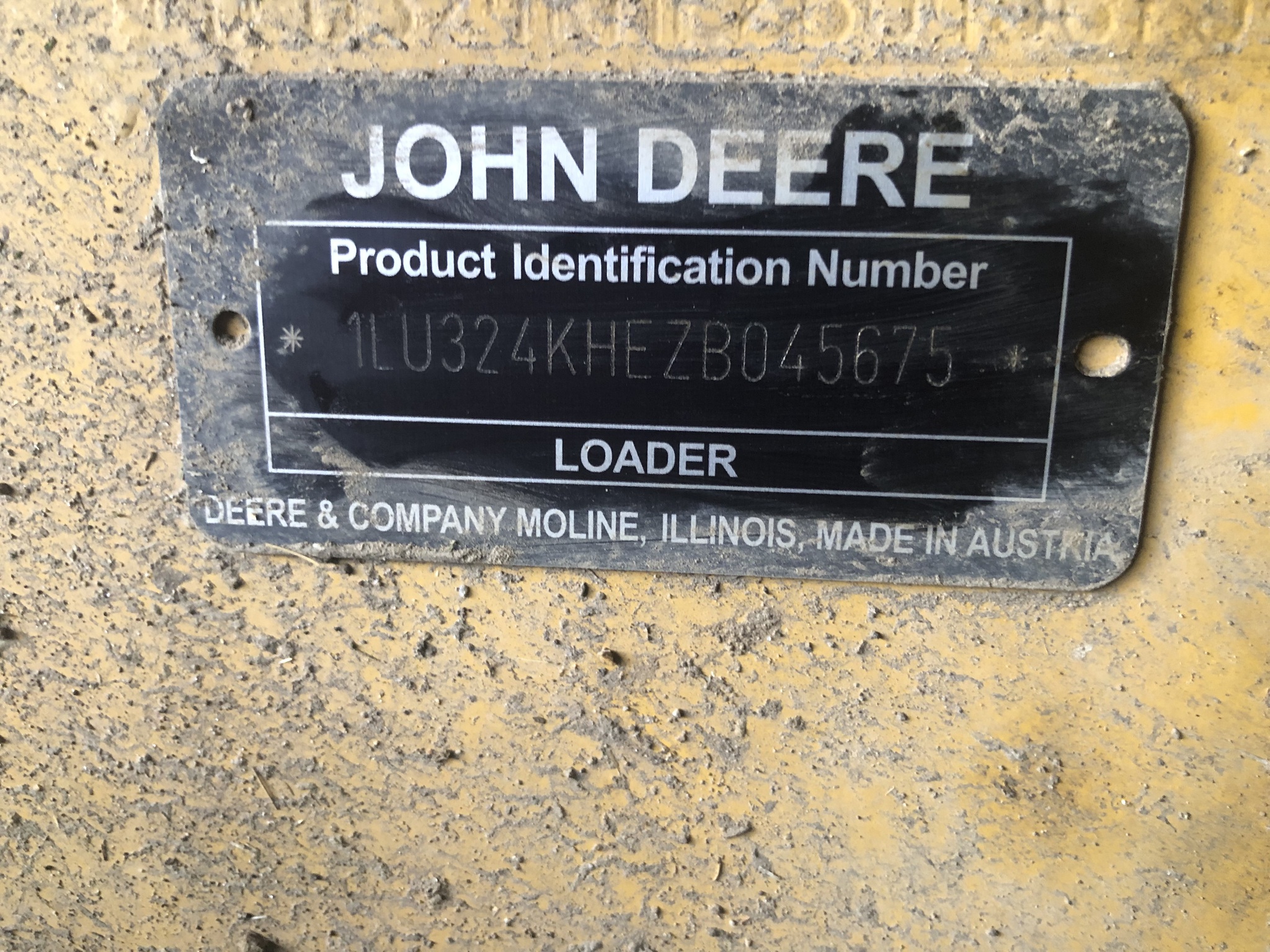 2017 John Deere 324K Image 5