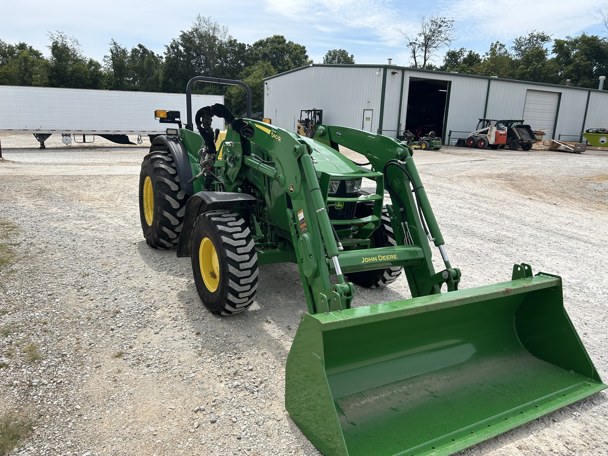  2022 John Deere 5125ML at Heritage Tractor in Harrison, AR
