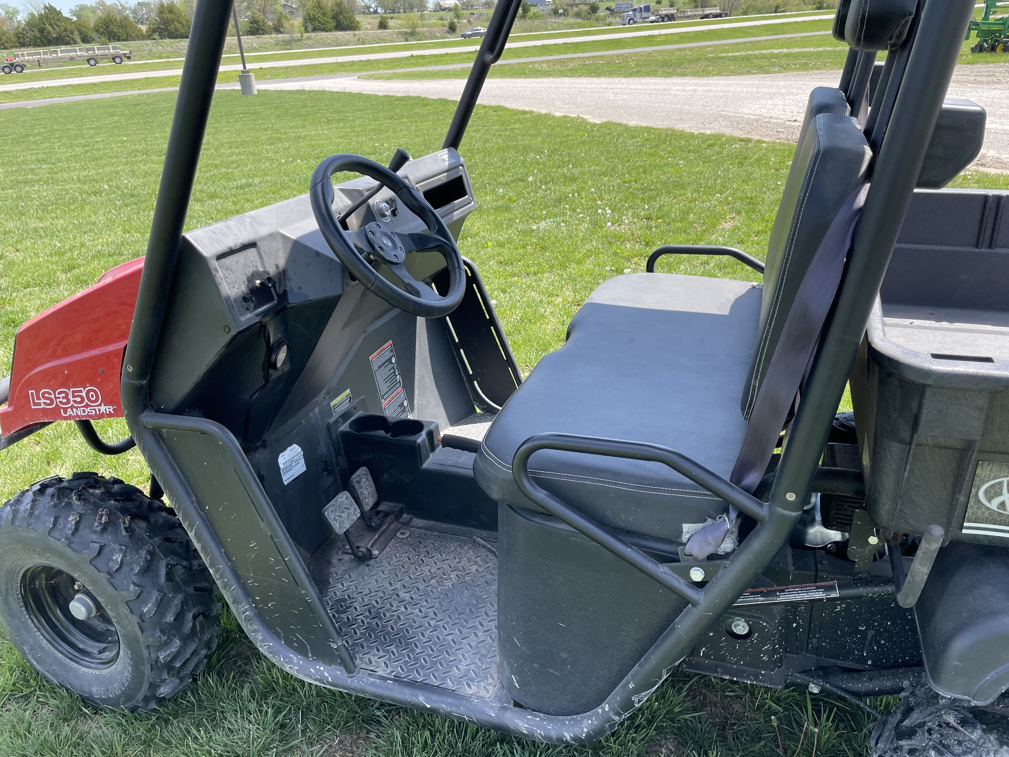  2017 American LandMaster LS350 at Heritage Tractor in Adrian, MO