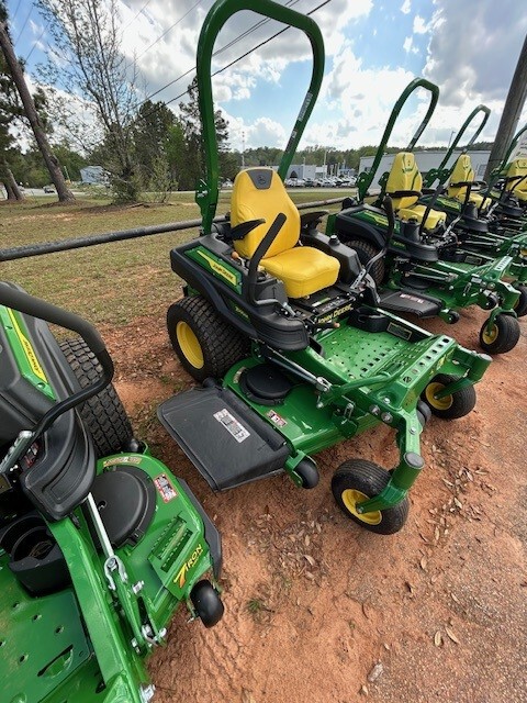 2023 John Deere Z920M Image 3