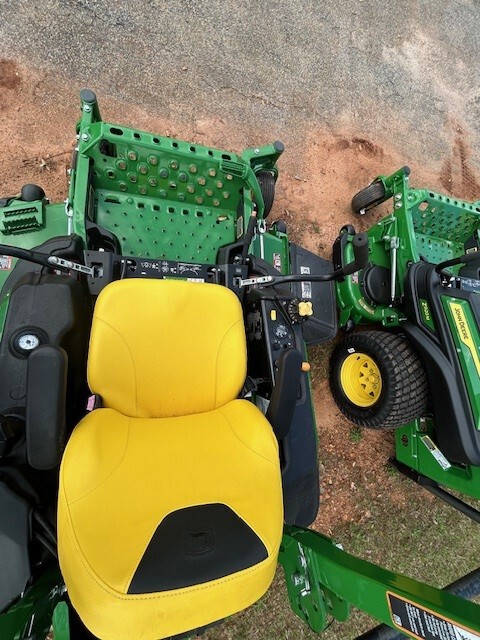 2023 John Deere Z920M Image 6