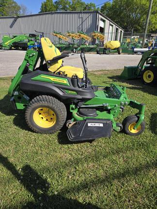 2022 John Deere Z930R