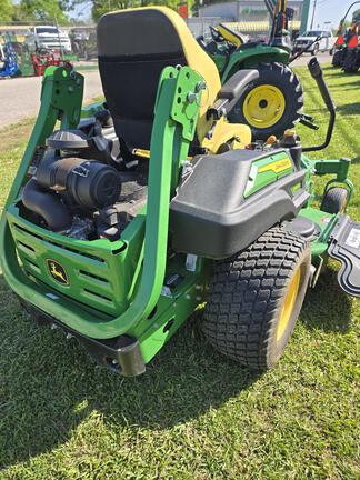 2022 John Deere Z930R