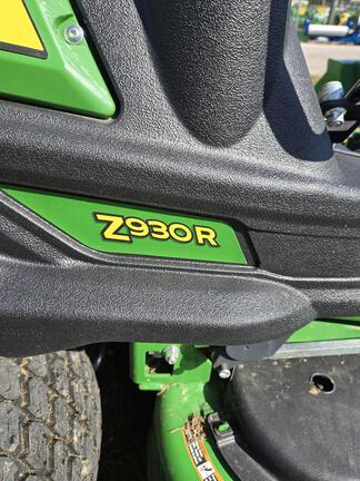 2022 John Deere Z930R