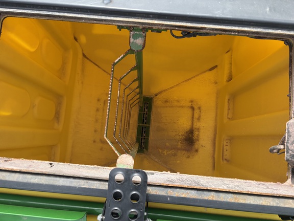 Used 2020 John Deere P556 Air Drills and Seeders at Horizon Ag & Turf in Wetaskiwin, AB - Photo20