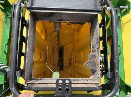 Used 2020 John Deere P556 Air Drills and Seeders at Horizon Ag & Turf in Wetaskiwin, AB - Photo19