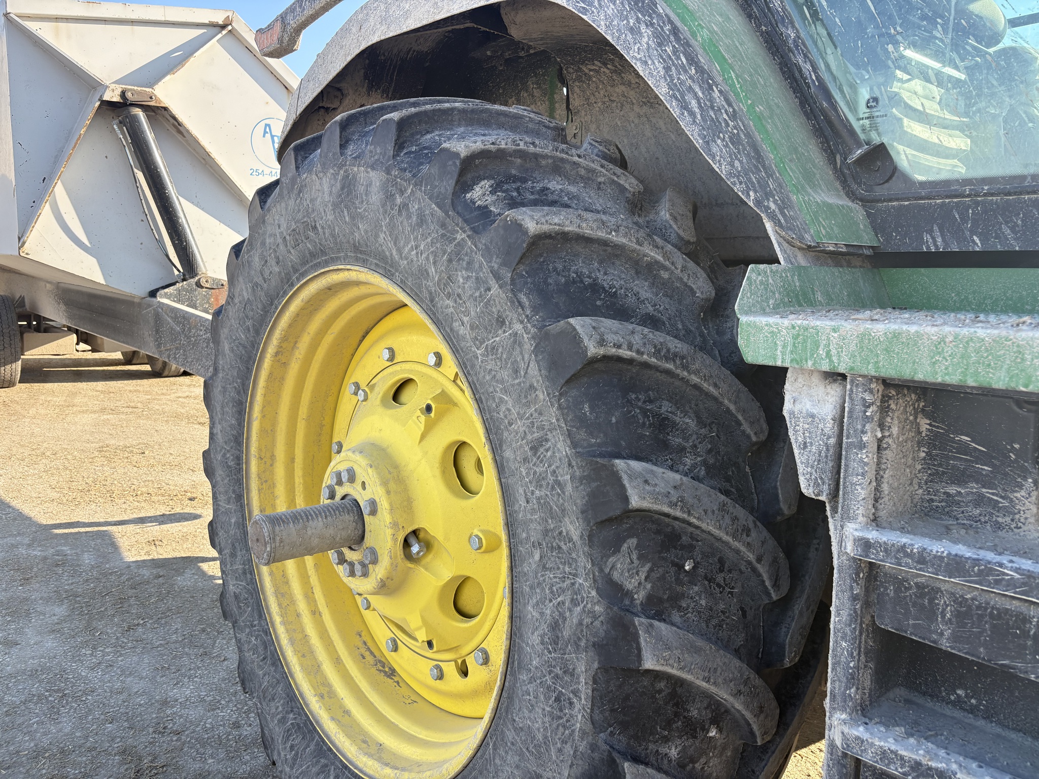 2023 John Deere 7R 270 Image 3