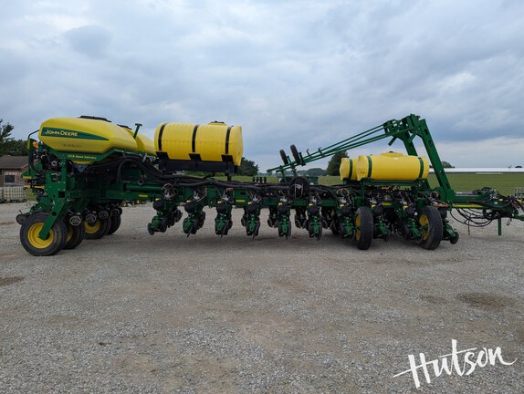Photo of 2011 John Deere 1770NT CCS