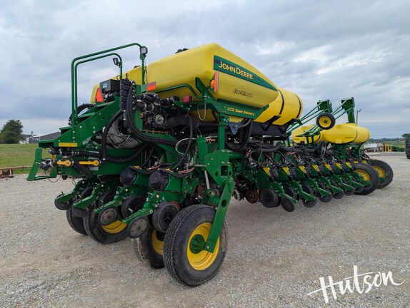 Photo of 2011 John Deere 1770NT CCS
