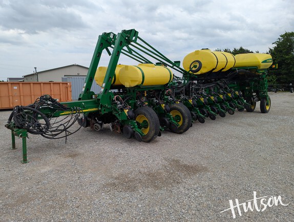 Photo of 2011 John Deere 1770NT CCS