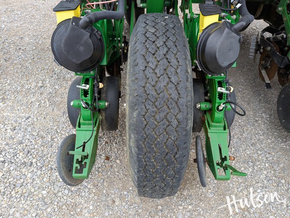 Photo of 2011 John Deere 1770NT CCS