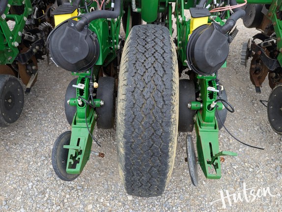Photo of 2011 John Deere 1770NT CCS