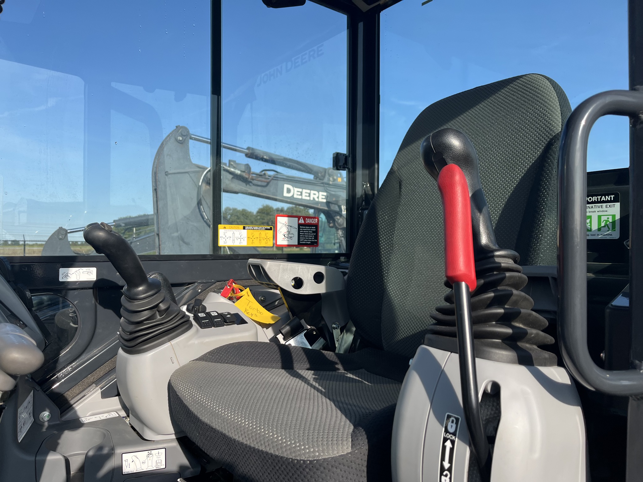 2024 John Deere 60 P Image 2