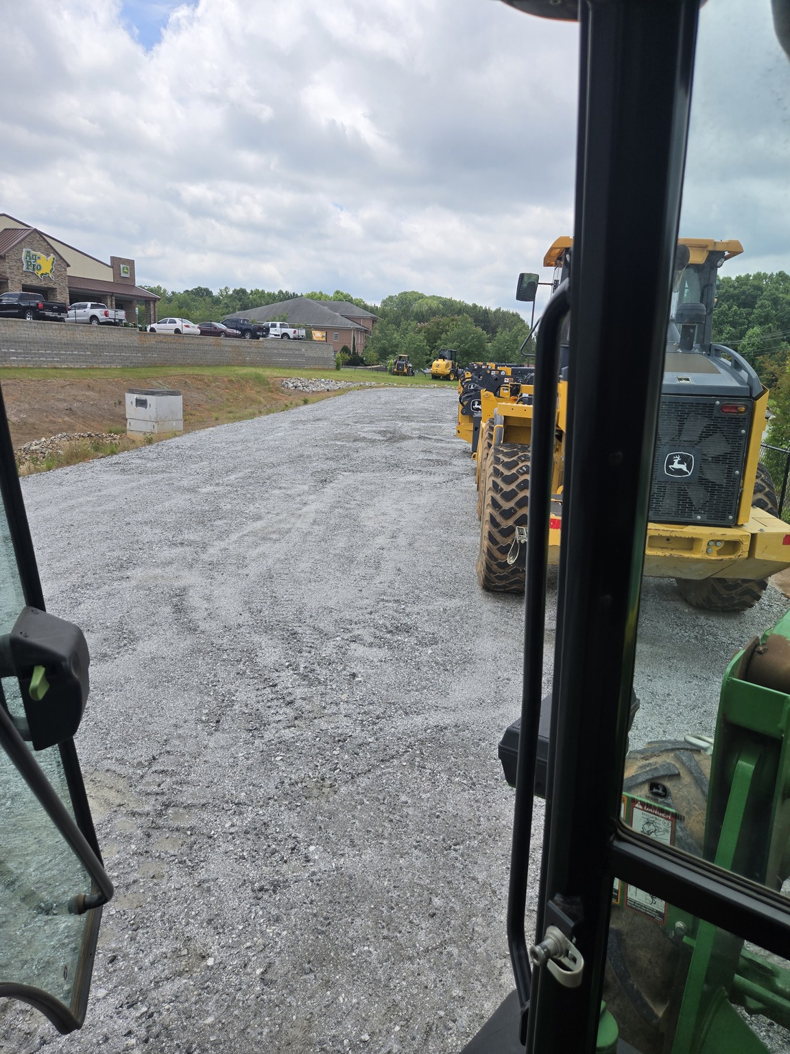 2020 John Deere 5090E Image 7