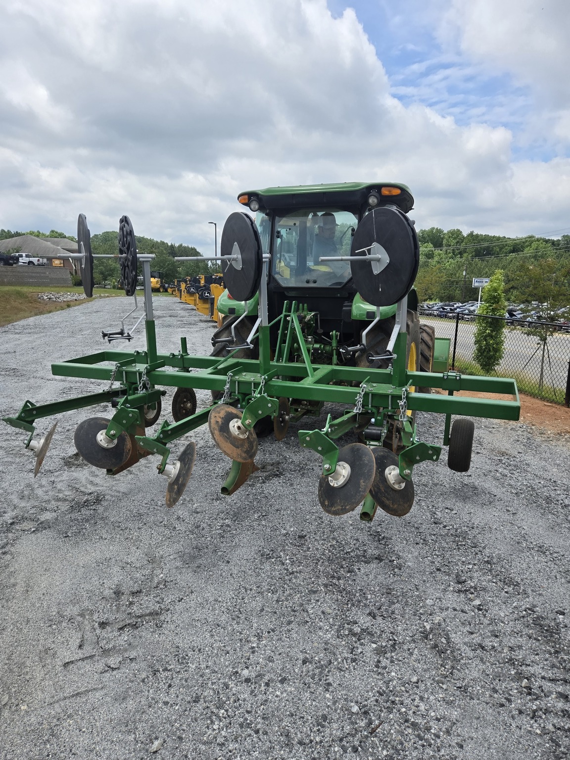 2020 John Deere 5090E Image 3