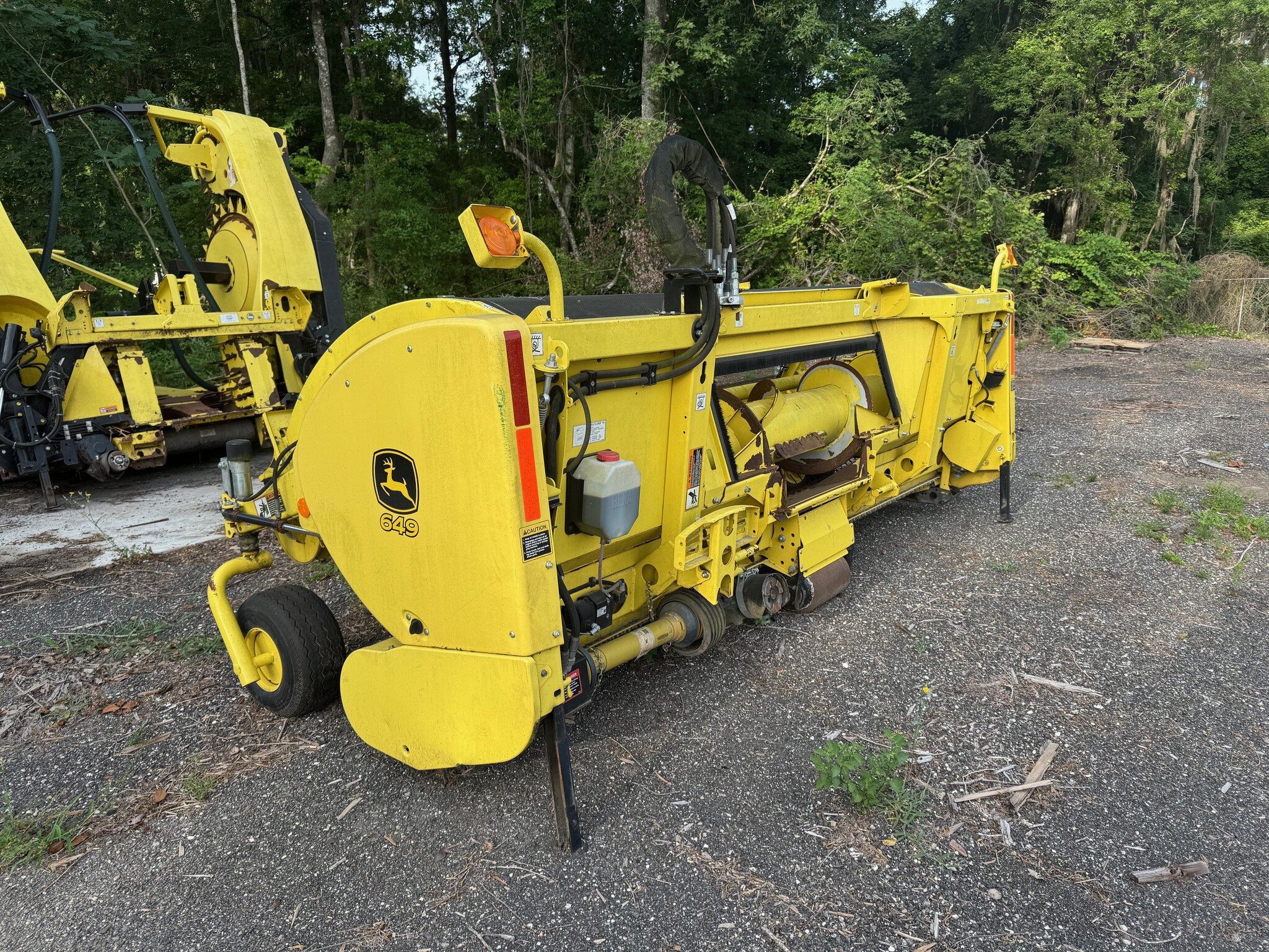 2017 John Deere 649 Image 2