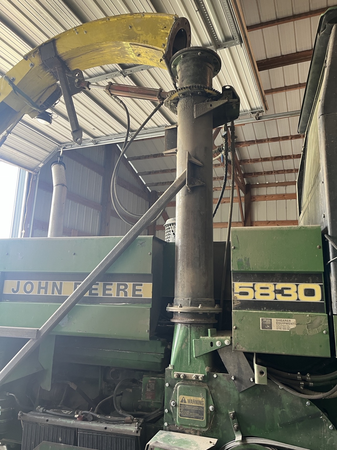 1992 John Deere 5830 Image 5