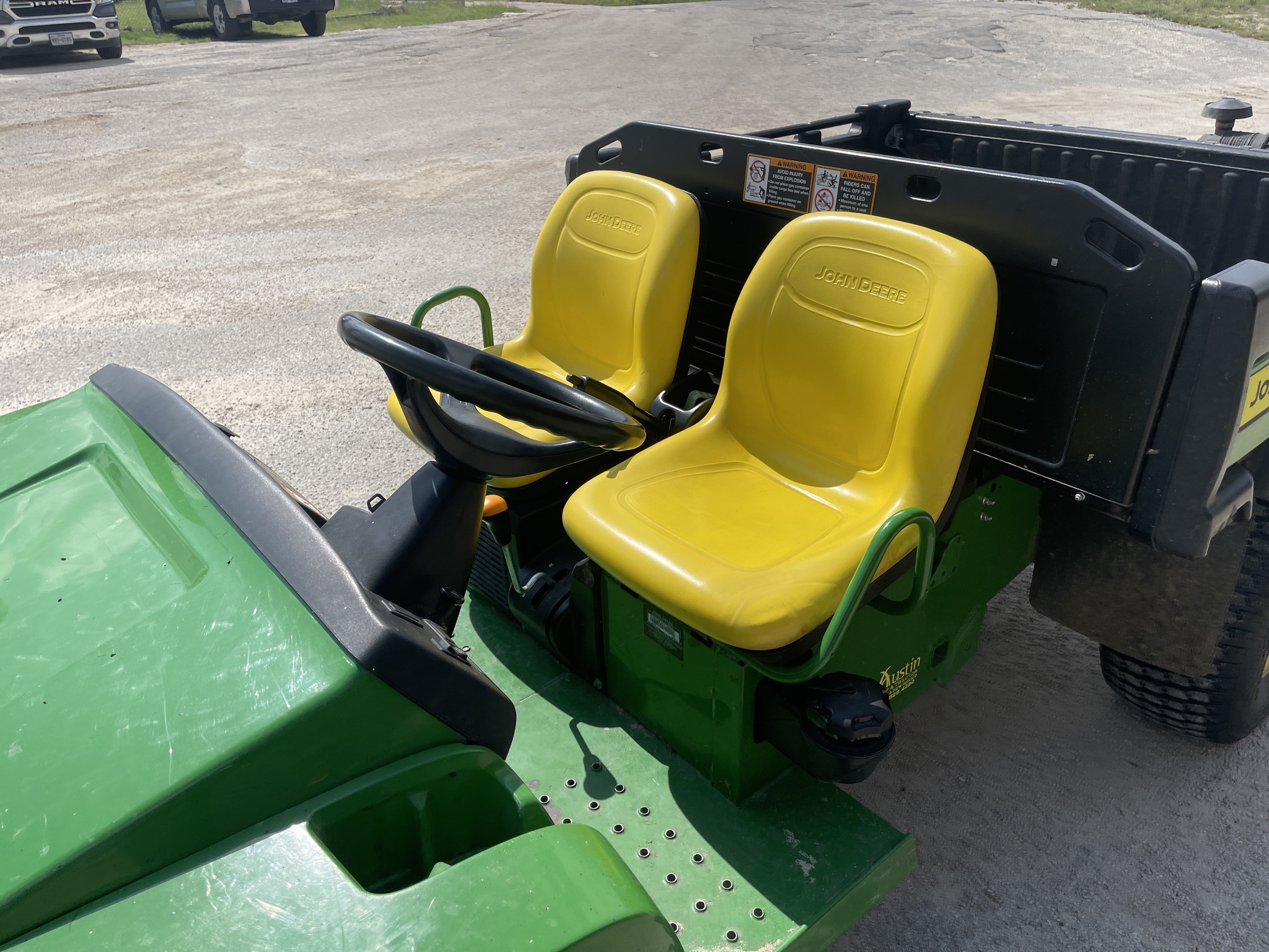 2021 John Deere Tx Turf Image 12