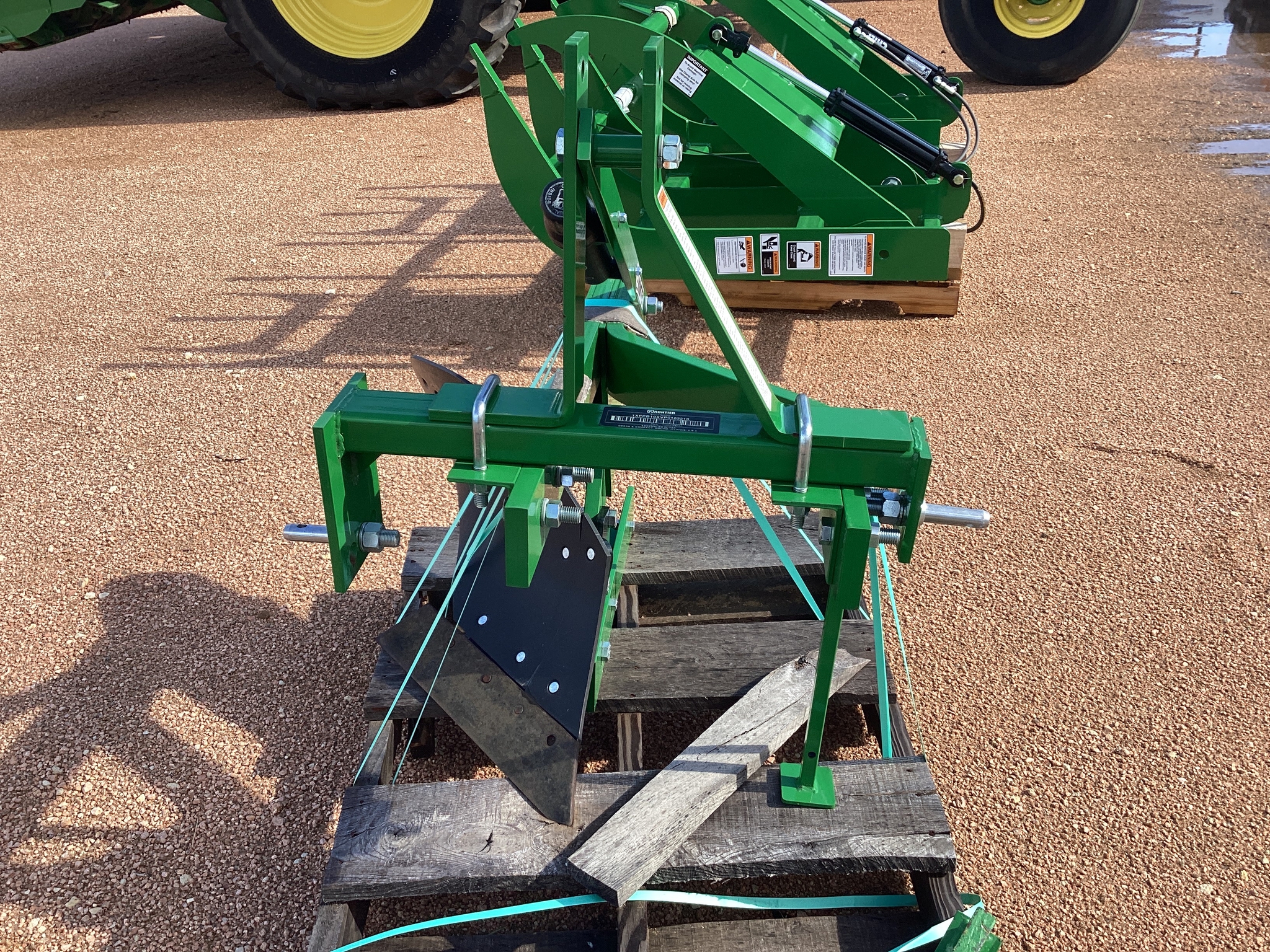 2023 Frontier PB1001 Image 1