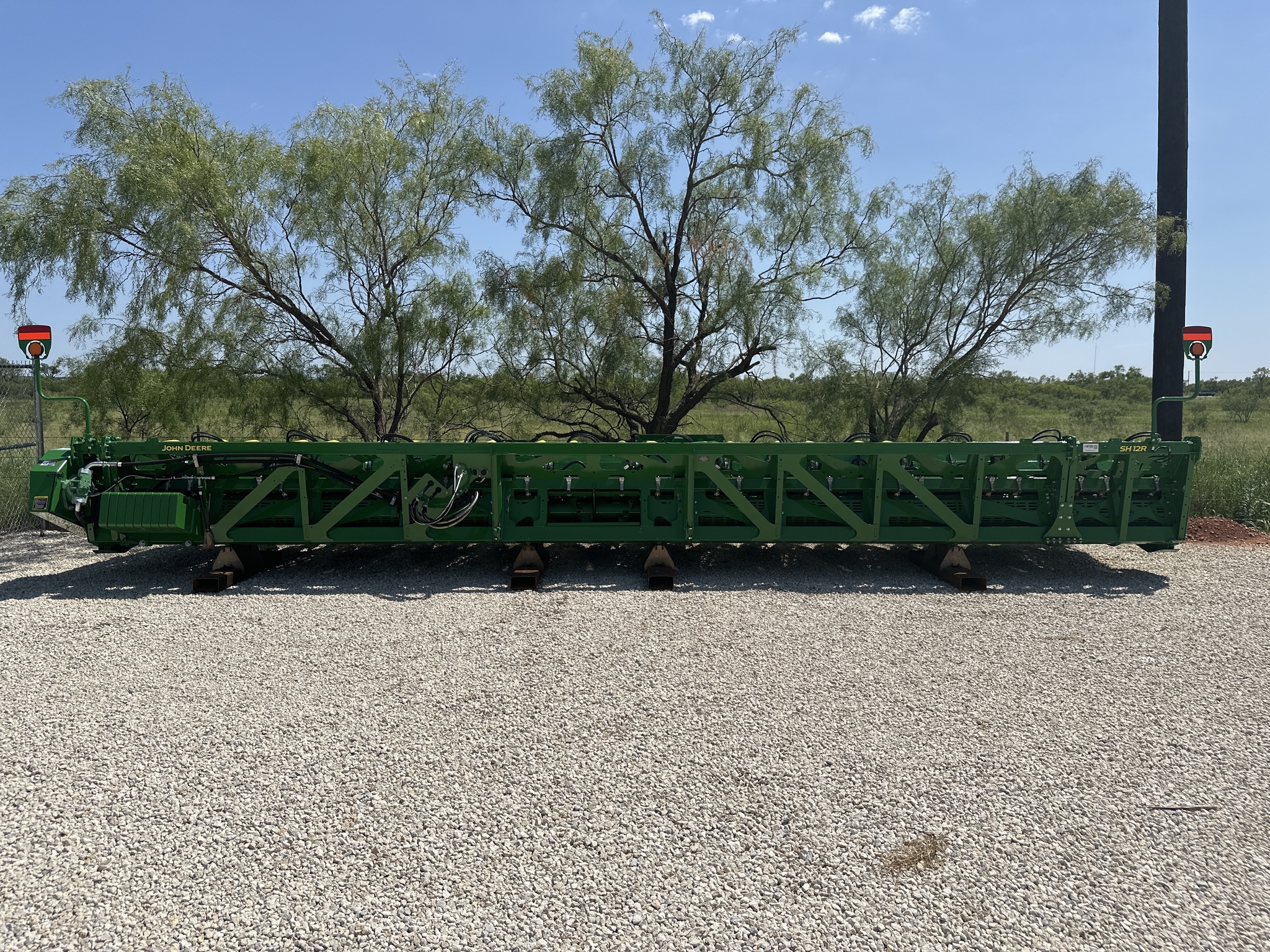 2023 John Deere SH12R Image 9