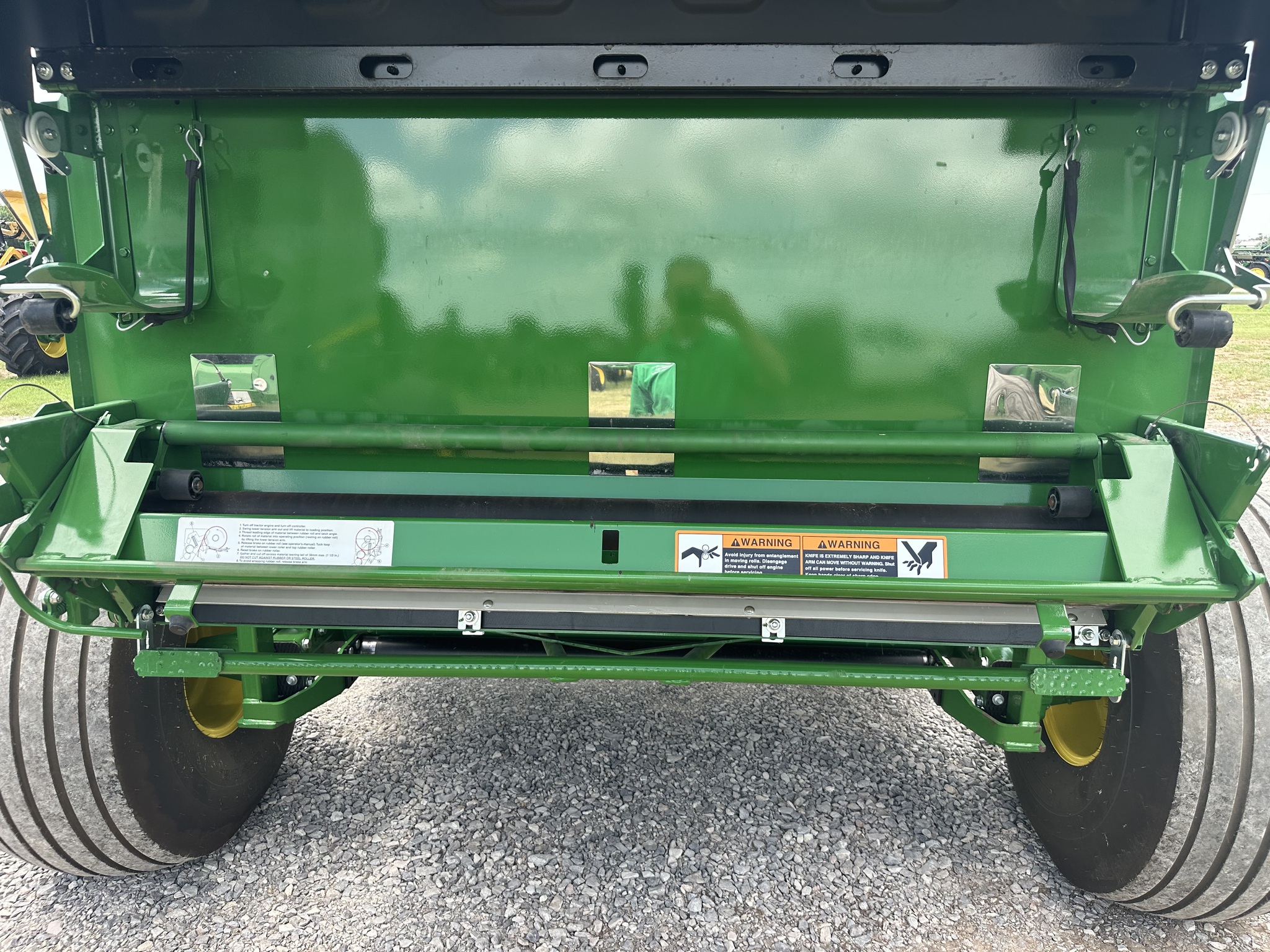 2022 John Deere 560M Image 17