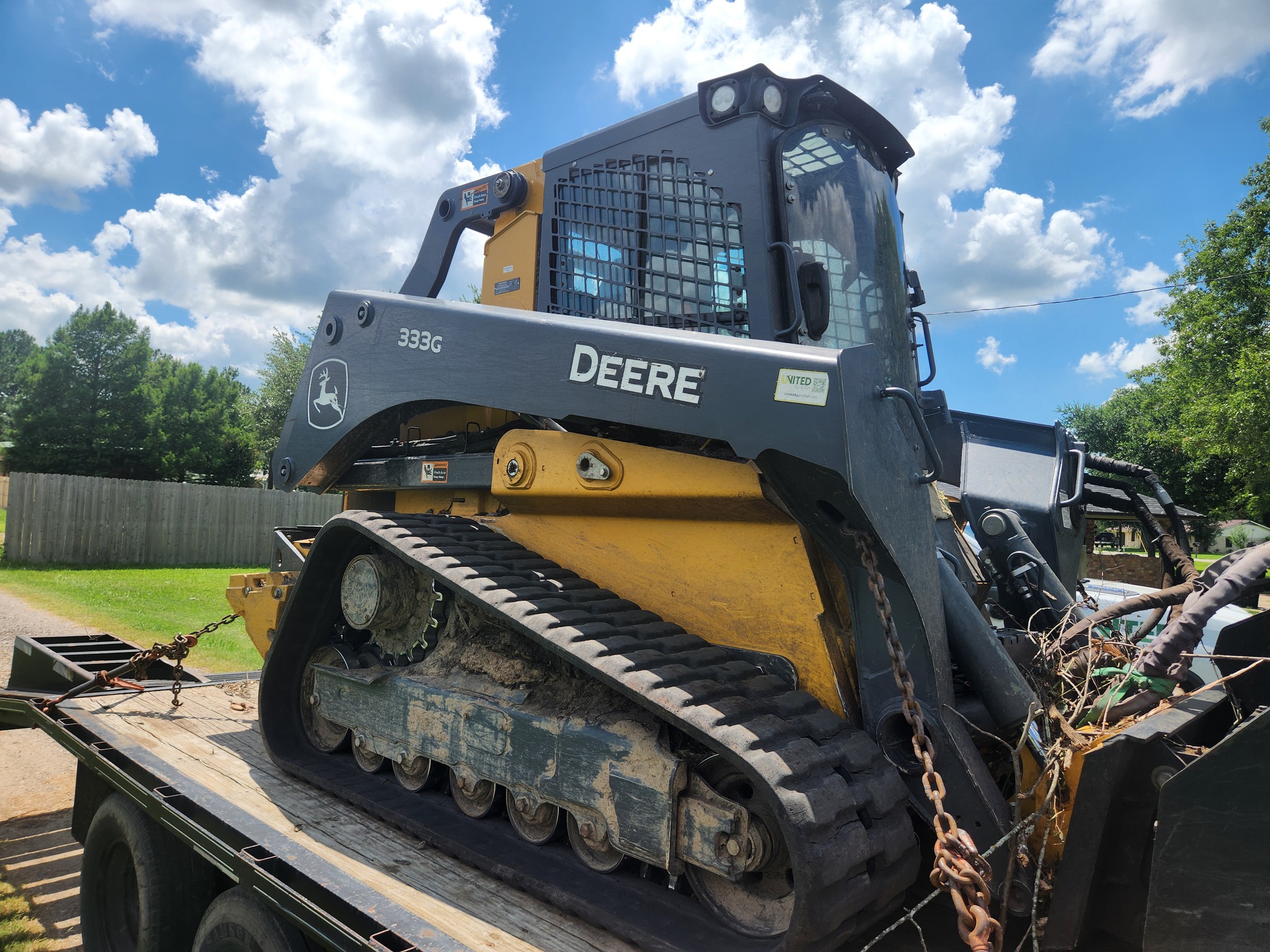 2023 John Deere 333G Image 5